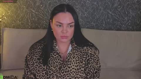 Snapshot of adele_crown chatting on 02-05-26, 04:39 Adele online show from 02-05-26, 04:39