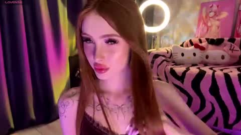 Snapshot of adele_kawaii chatting on 07-09-26, 02:54 Adele online show from 07-09-26, 02:54