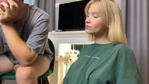 Snapshot of adele_nick2202 chatting on 09-11-25, 08:36 Adele Nick online show from 09-11-25, 08:36