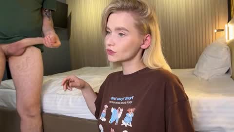 Snapshot of adele_nick2202 chatting on 11-10-25, 12:15 Adele Nick online show from 11-10-25, 12:15