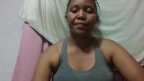 Snapshot of adelealy chatting on 02-01-26, 03:32 adelealy online show from 02-01-26, 03:32