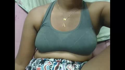 Snapshot of adelealy chatting on 02-09-26, 06:01 adelealy online show from 02-09-26, 06:01