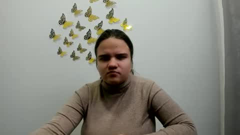 adelecruzz online show from 02-01-25, 01:09