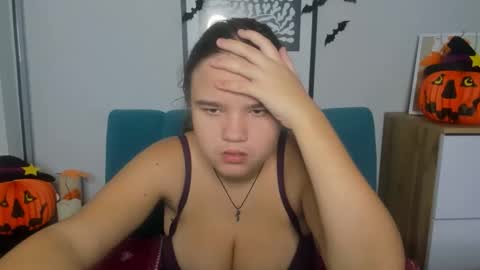 adelecruzz online show from 10-26-25, 08:09