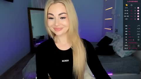 Adele online show from 02-10-25, 08:20