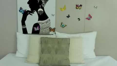 Adele Smithh online show from 11-20-25, 11:43