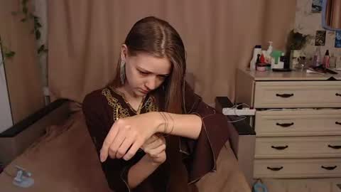 Snapshot of adelin_maxwell chatting on 06-29-26, 03:23 Lina online show from 06-29-26, 03:23