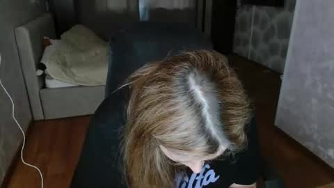 Snapshot of adelinalawson chatting on 05-13-26, 05:27 adelinalawson online show from 05-13-26, 05:27