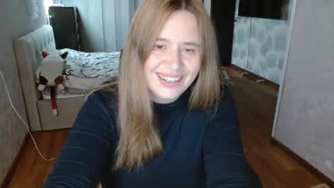 Snapshot of adelinalawson chatting on 05-15-26, 05:25 adelinalawson online show from 05-15-26, 05:25