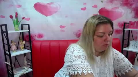 Snapshot of adelinamaster chatting on 07-15-26, 06:40 AdelinaMaster online show from 07-15-26, 06:40