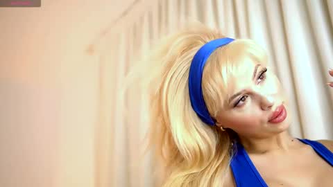 Snapshot of adelineking chatting on 11-05-25, 03:06 Ade online show from 11-05-25, 03:06