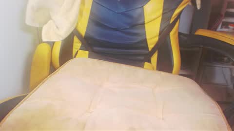 Adellahuge05 online show from 01-06-26, 09:29