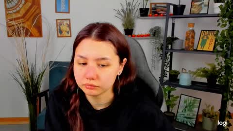 Snapshot of adelleb chatting on 02-18-25, 10:38 Your sweet girl online show from 02-18-25, 10:38