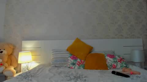 adellegirl online show from 02-19-25, 04:11