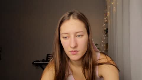 Snapshot of adellqueen chatting on 12-19-24, 10:32 Adell online show from 12-19-24, 10:32