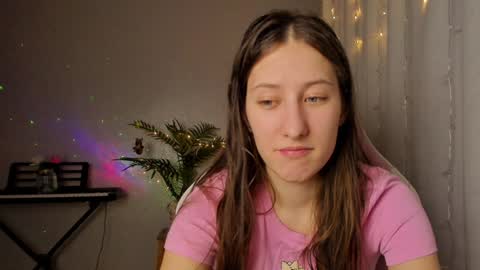 Snapshot of adellqueen chatting on 01-28-25, 10:34 Adell online show from 01-28-25, 10:34