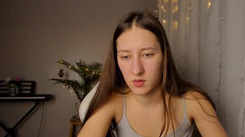 Snapshot of adellqueen chatting on 01-30-25, 10:30 Adell online show from 01-30-25, 10:30