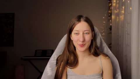 Snapshot of adellqueen chatting on 02-26-25, 10:31 Adell online show from 02-26-25, 10:31