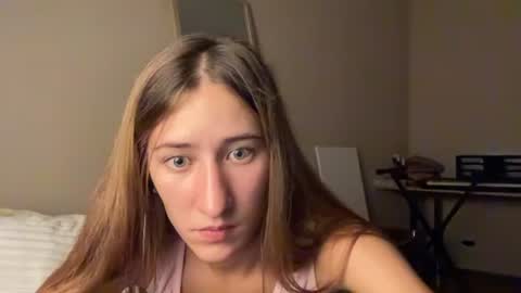 Snapshot of adellqueen chatting on 07-13-26, 09:50 Adell online show from 07-13-26, 09:50