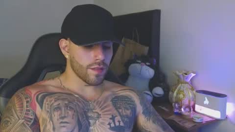 Snapshot of ades_lowe chatting on 07-09-26, 06:50 Ades online show from 07-09-26, 06:50