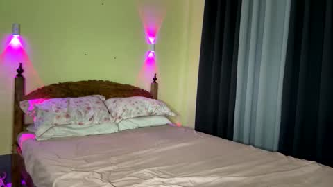 Cassie online show from 01-11-26, 04:12