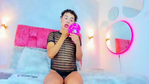 Snapshot of adhara_smith_ chatting on 07-12-26, 12:29 online show from 07-12-26, 12:29