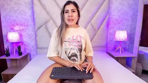 AdharaSmithh online show from 02-06-25, 09:06