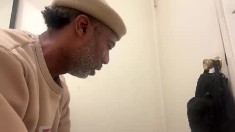 Snapshot of adick_ting chatting on 01-16-26, 01:48 adick_ting online show from 01-16-26, 01:48