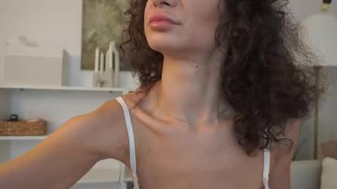 Snapshot of adisson_fox chatting on 09-22-25, 07:10 Adisson Fox online show from 09-22-25, 07:10