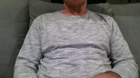 Snapshot of adjustable14 chatting on 11-18-25, 11:25 adjustable14 online show from 11-18-25, 11:25