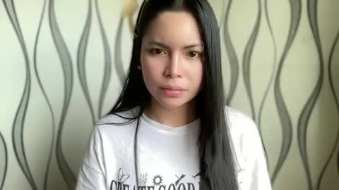 Snapshot of admelioraxxx chatting on 02-10-26, 05:22 KATE MORE online show from 02-10-26, 05:22