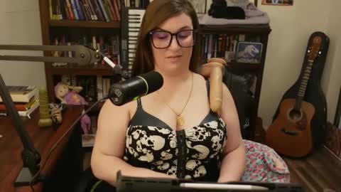 Snapshot of adobe_angel304 chatting on 12-23-24, 01:51 adobe_angel304 online show from 12-23-24, 01:51