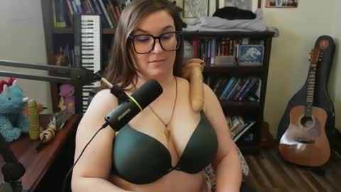 Snapshot of adobe_angel304 chatting on 02-22-25, 09:37 adobe_angel304 online show from 02-22-25, 09:37