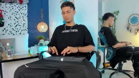 adonis_wb online show from 12-17-25, 03:34