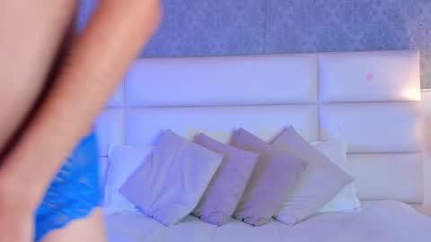 Adonis  online show from 02-20-25, 12:04