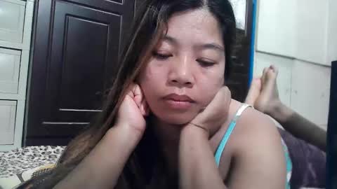 Snapshot of adorable_anna chatting on 01-03-25, 06:03 annelovesu online show from 01-03-25, 06:03