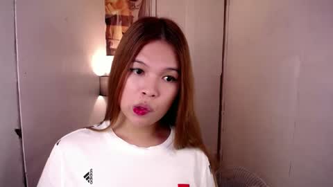 adorabletsforyouxx online show from 02-22-25, 11:03