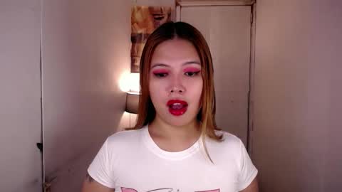 adorabletsforyouxx online show from 11-17-25, 05:19