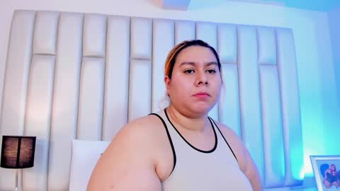 ANDREA PEREZ online show from 02-08-25, 11:22