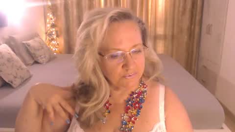Snapshot of adrena_ chatting on 06-22-26, 04:59 Cryna online show from 06-22-26, 04:59