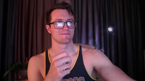 Adrian online show from 03-25-26, 05:35