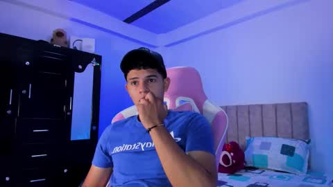 ADRIAN online show from 03-07-26, 06:49