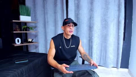   online show from 01-04-25, 11:43