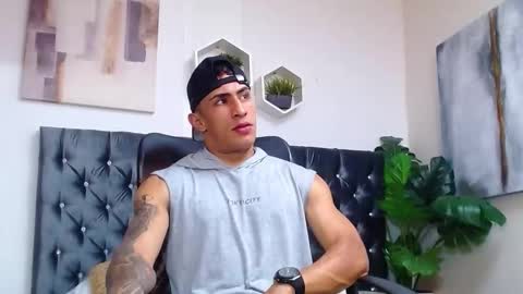   online show from 10-01-25, 06:14