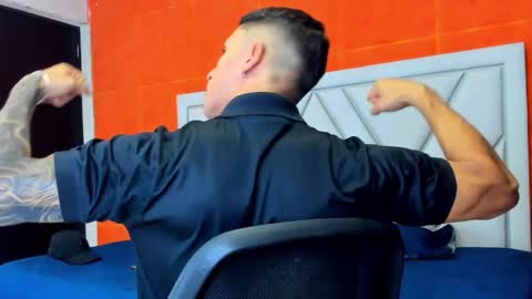   online show from 10-13-25, 06:08