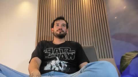 Snapshot of adrian_sith chatting on 06-08-26, 10:48 adrian_sith online show from 06-08-26, 10:48