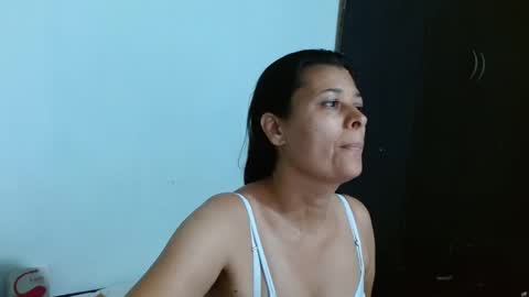 Snapshot of adriana_milf chatting on 12-12-24, 05:42 Adriana milf online show from 12-12-24, 05:42