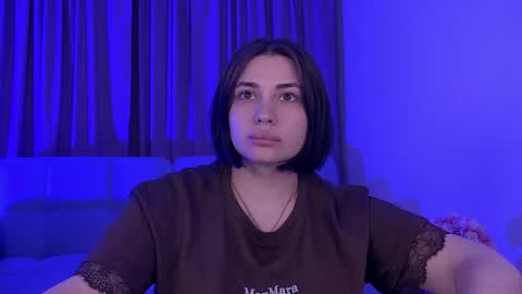 Snapshot of adrianatores chatting on 05-19-26, 07:42 AdrianaTores online show from 05-19-26, 07:42