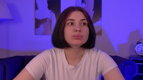 Snapshot of adrianatores chatting on 06-03-26, 07:08 AdrianaTores online show from 06-03-26, 07:08