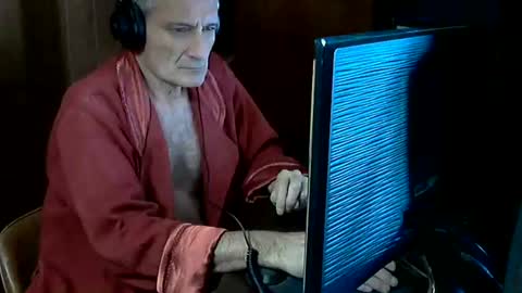 Snapshot of adrianlatino chatting on 06-29-26, 06:52 Adrian online show from 06-29-26, 06:52
